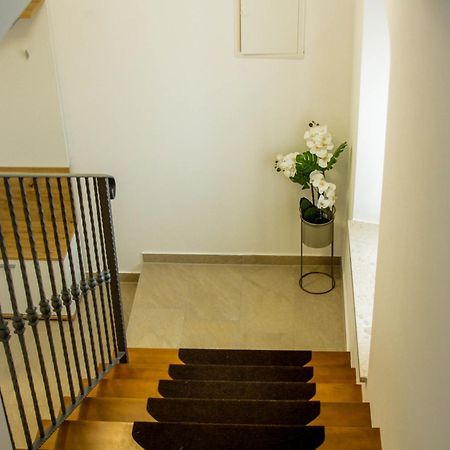 Višnjan Holiday Home Zora מראה חיצוני תמונה