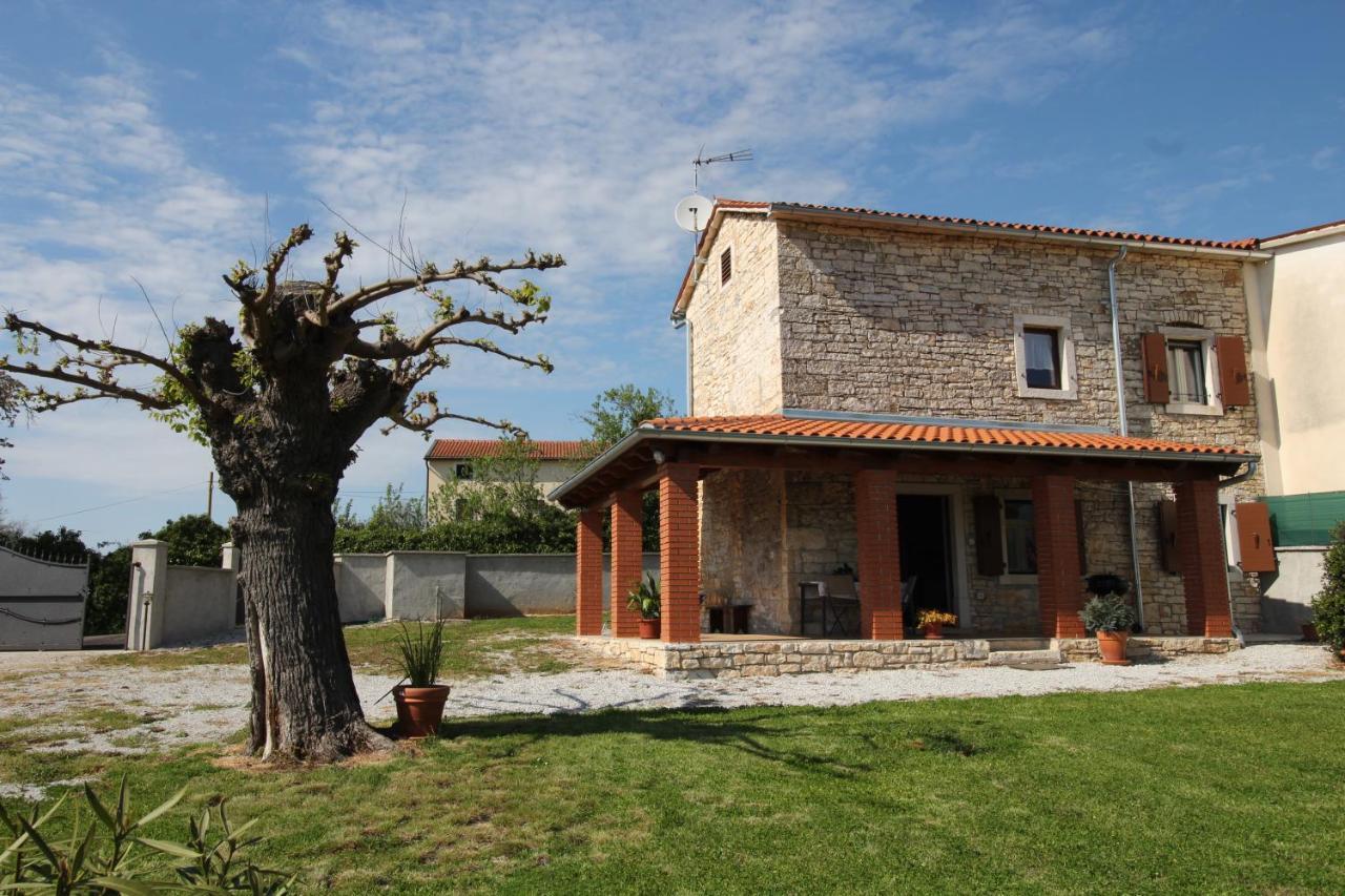 Višnjan Holiday Home Zora מראה חיצוני תמונה