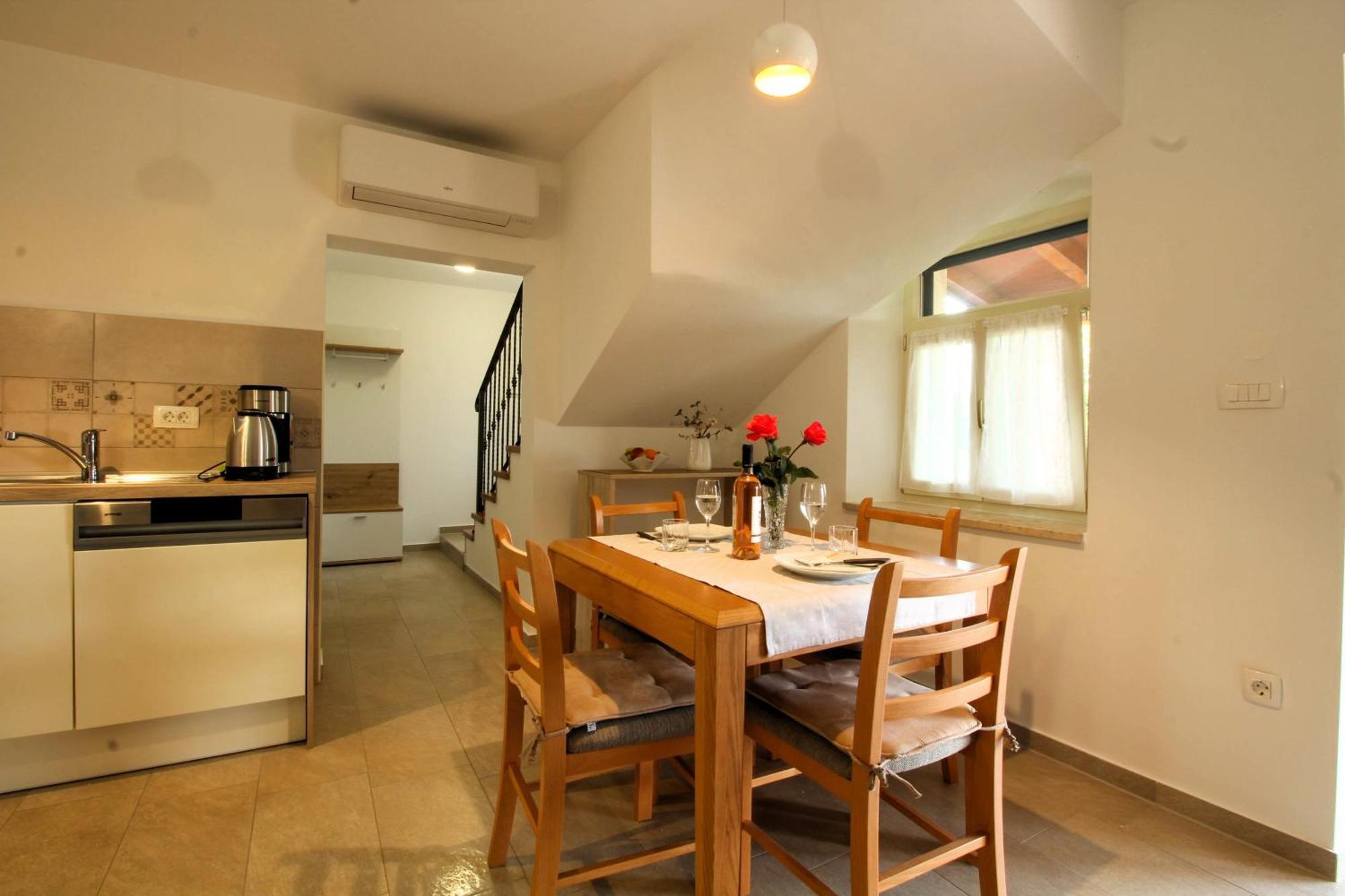 Višnjan Holiday Home Zora מראה חיצוני תמונה