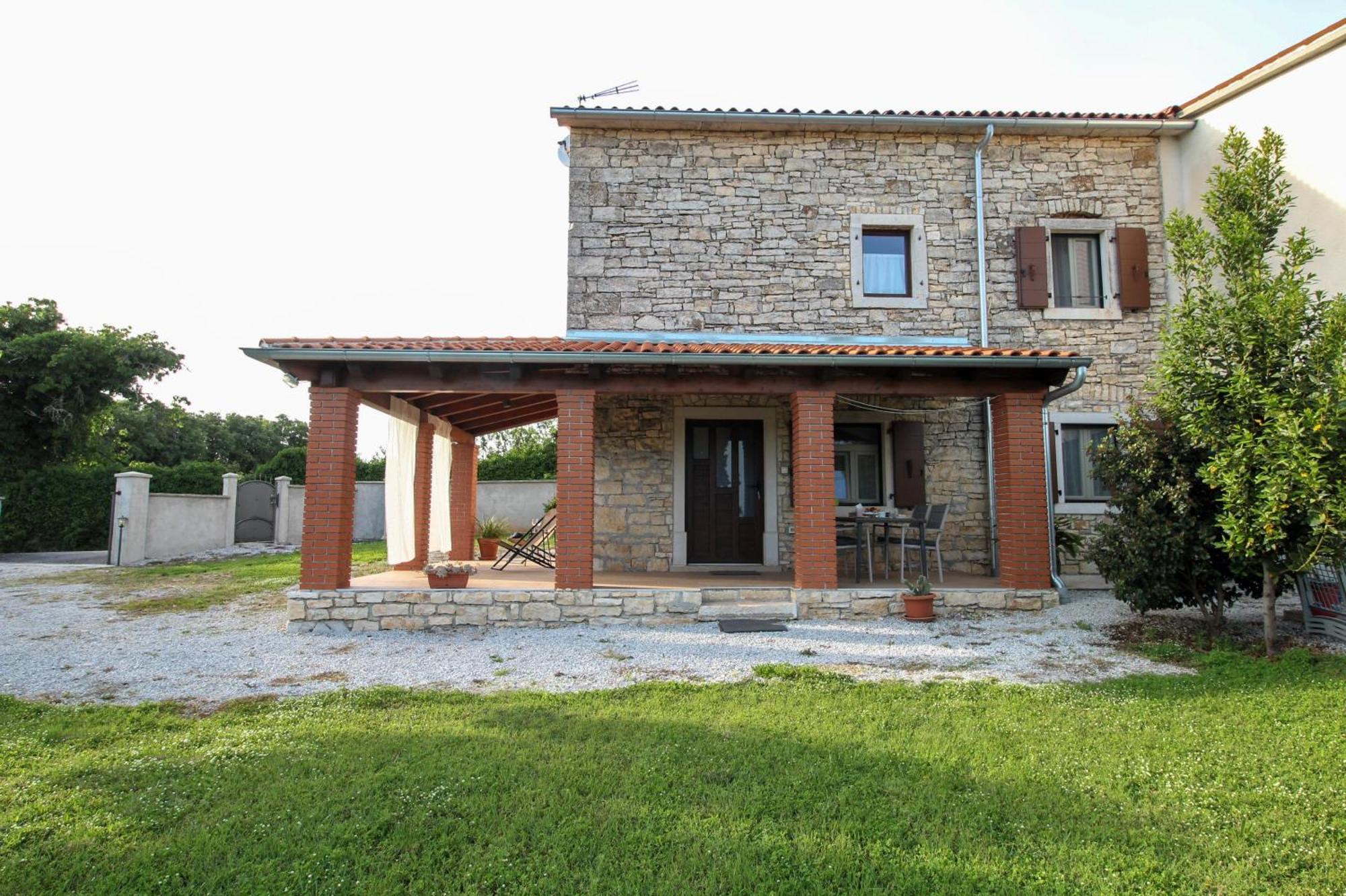 Višnjan Holiday Home Zora מראה חיצוני תמונה