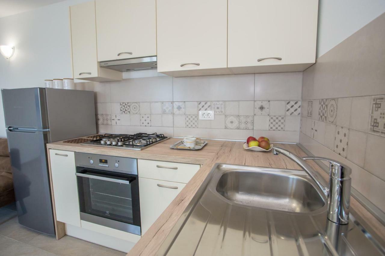Višnjan Holiday Home Zora מראה חיצוני תמונה