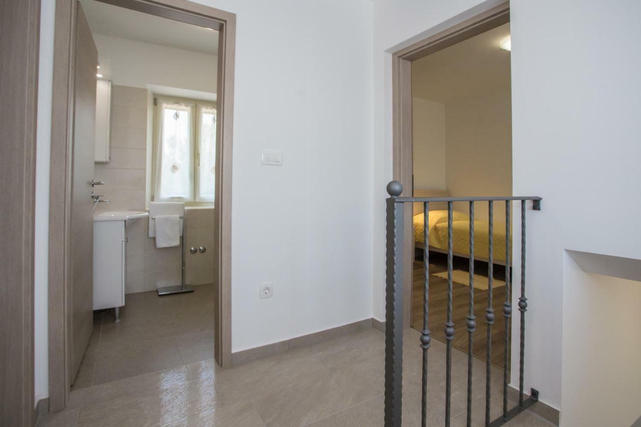 Višnjan Holiday Home Zora מראה חיצוני תמונה