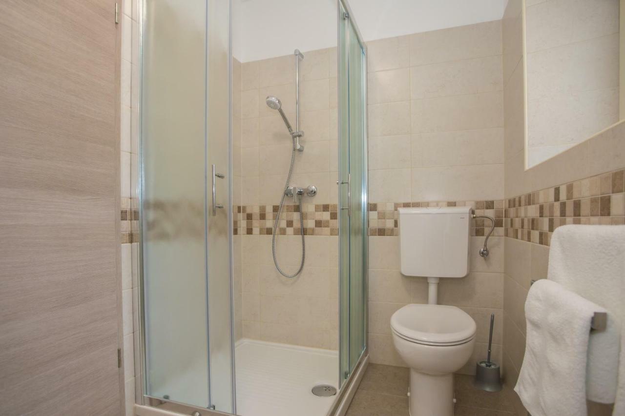 Višnjan Holiday Home Zora מראה חיצוני תמונה