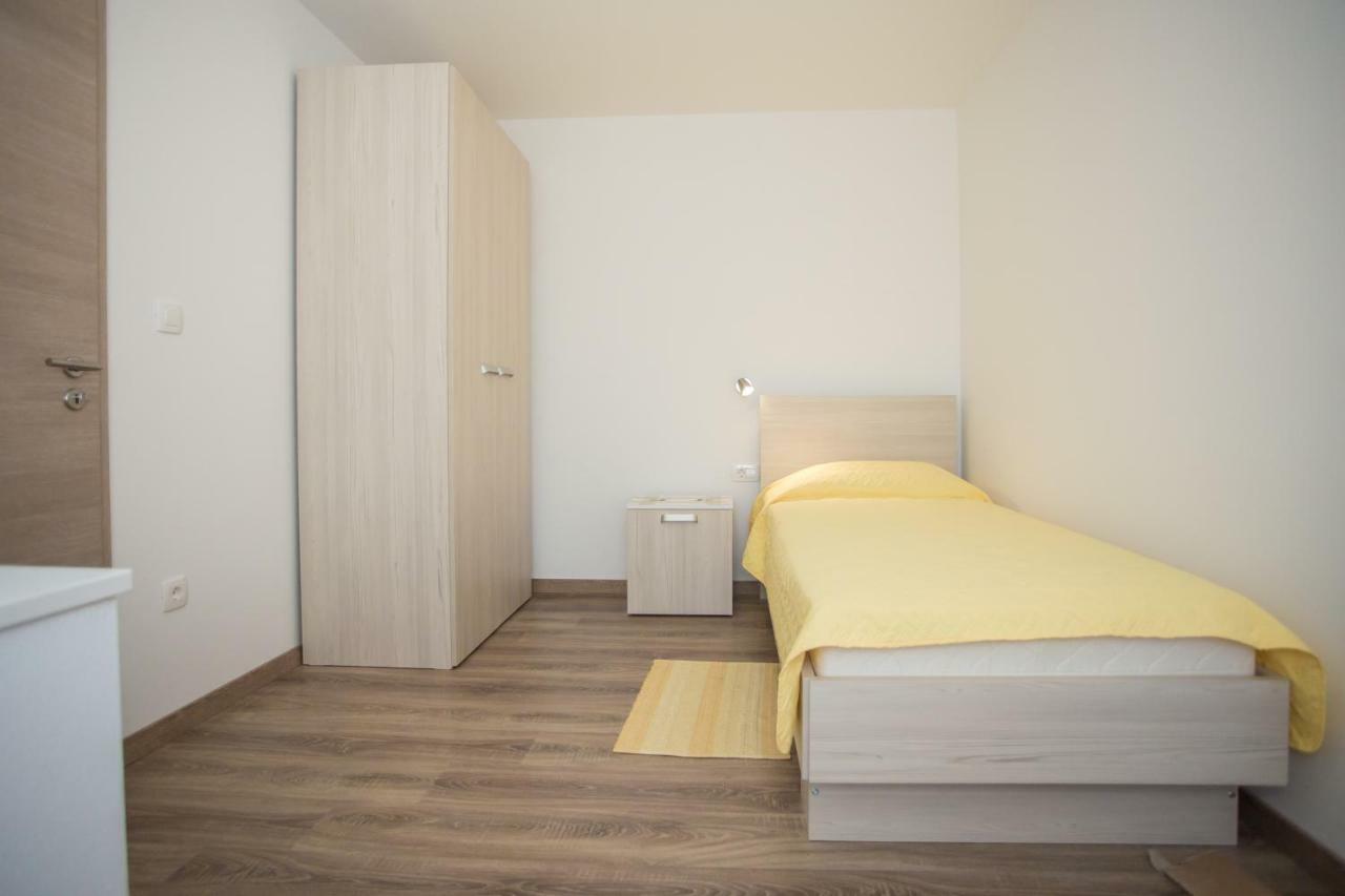 Višnjan Holiday Home Zora מראה חיצוני תמונה