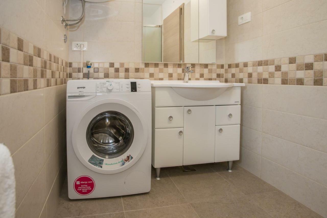 Višnjan Holiday Home Zora מראה חיצוני תמונה